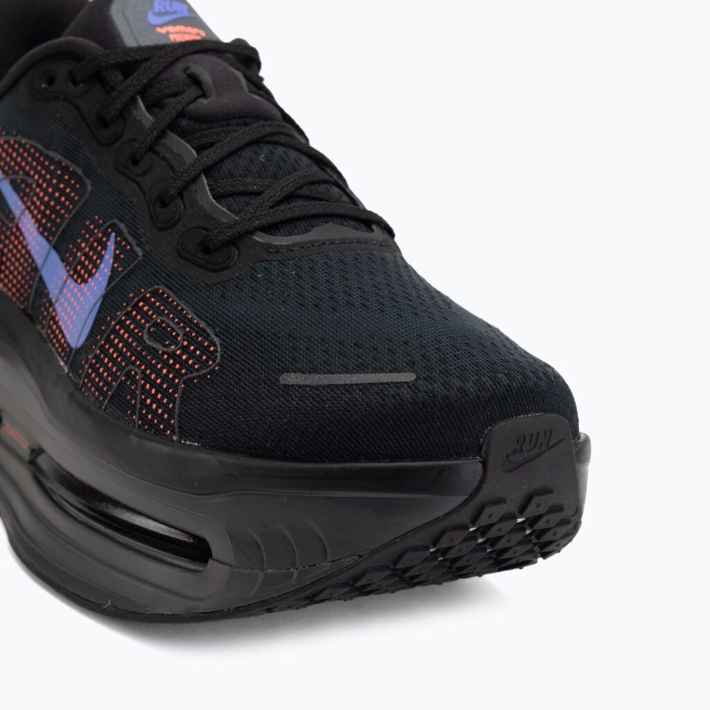 Женские кроссовки для бега Nike Vomero Premium black/hot lava/anthracite/sapphire