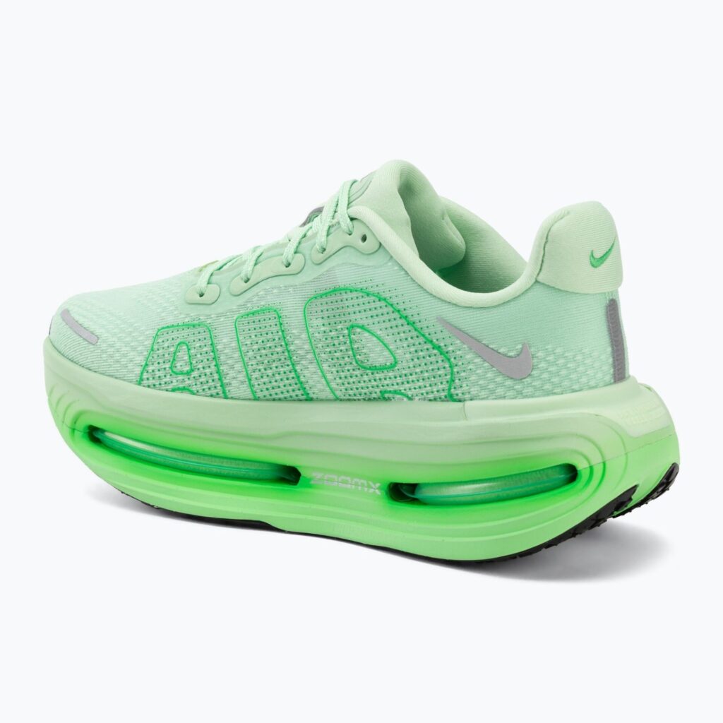 Женские кроссовки для бега Nike Vomero Premium cucumber calm/metallic silver