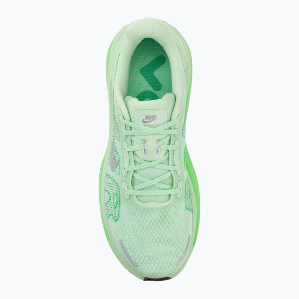 Женские кроссовки для бега Nike Vomero Premium cucumber calm/metallic silver