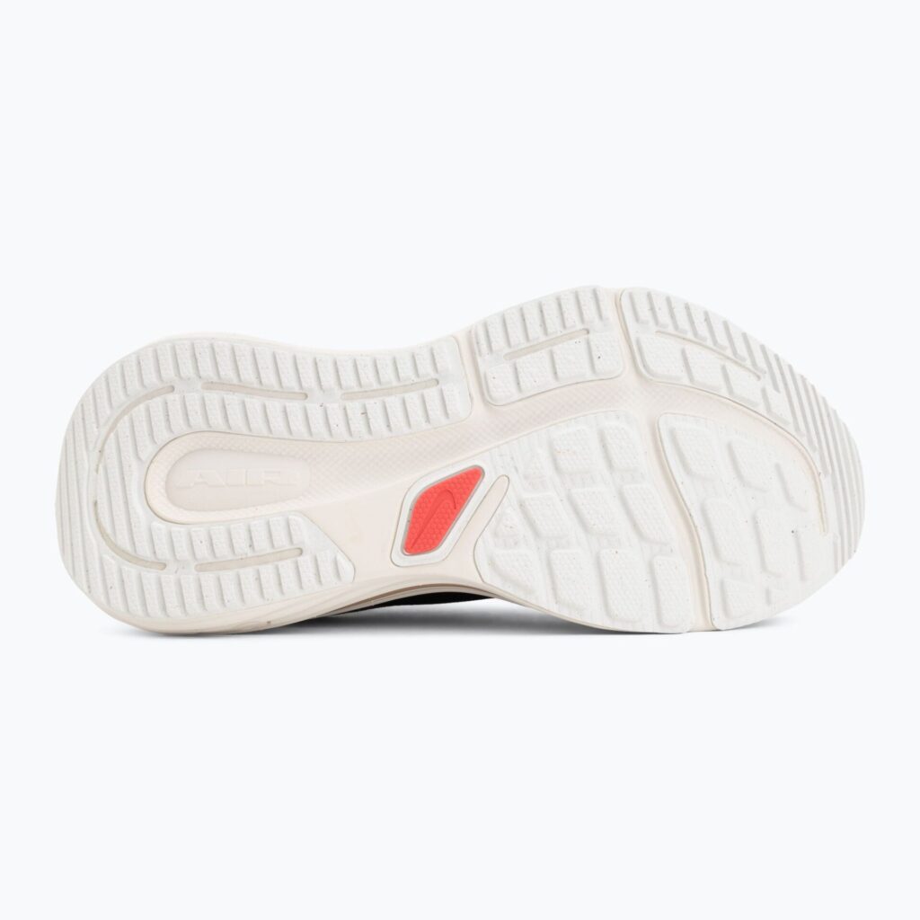 Женские кроссовки для бега Nike Winflo 12 black/british khaki/fusion red/sail