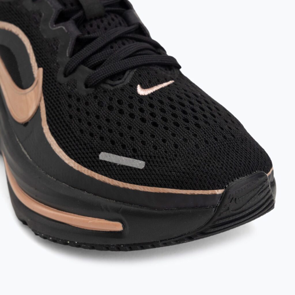 Женские кроссовки для бега Nike Winflo 12 black/off noir/rose gold/metallic rose gold