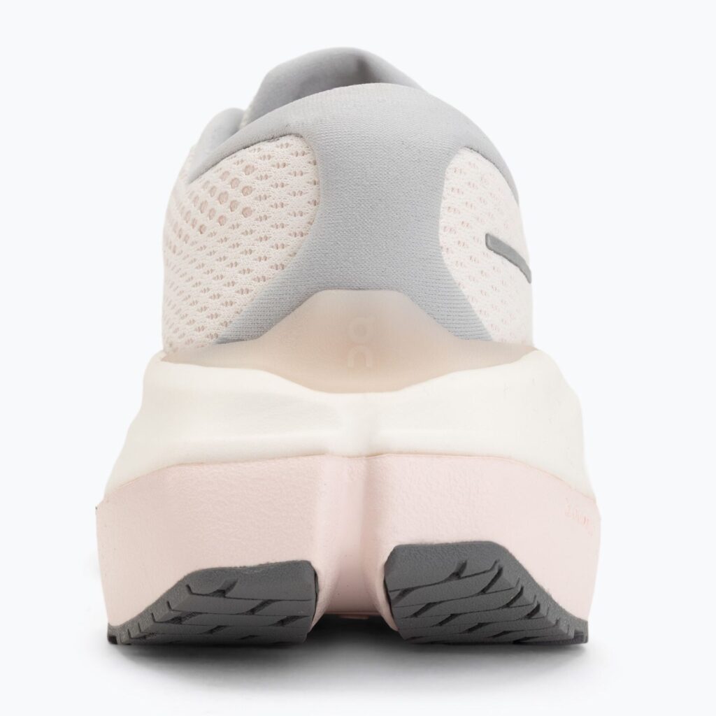 Женские кроссовки для бега On Cloudrunner 3 Max white/salt