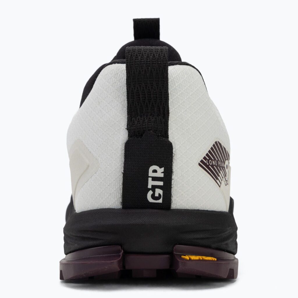 Altra Кроссовки для бега мужские Lone Peak 9+ vaporous grey/berry