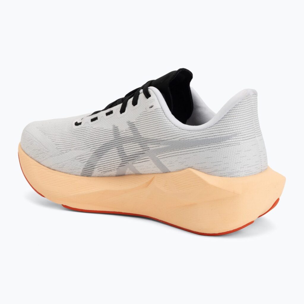 Кроссовки для бега мужскиеASICS Novablast 6 white/orange glow