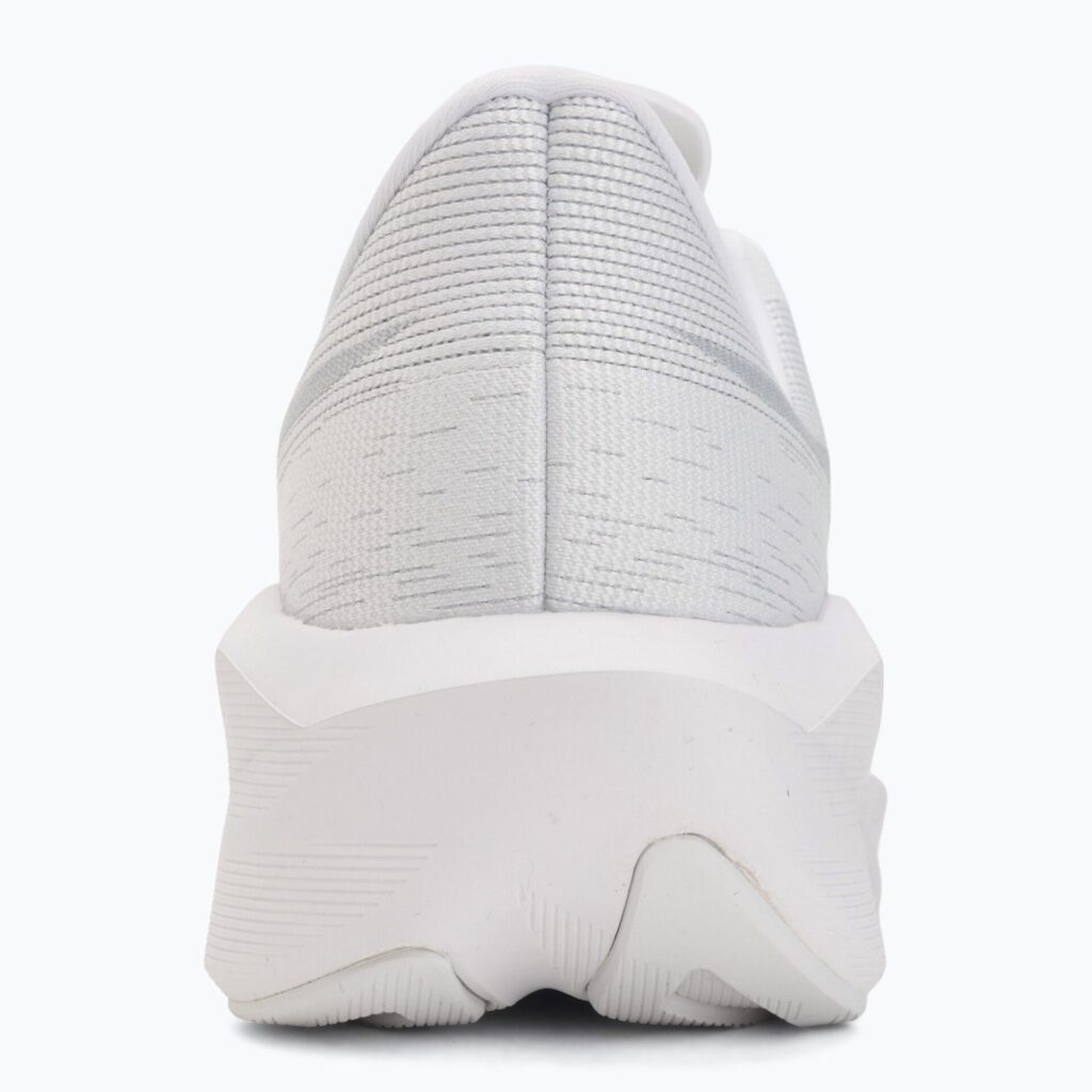 Кроссовки для бега мужскиеASICS Novablast 6 white/white