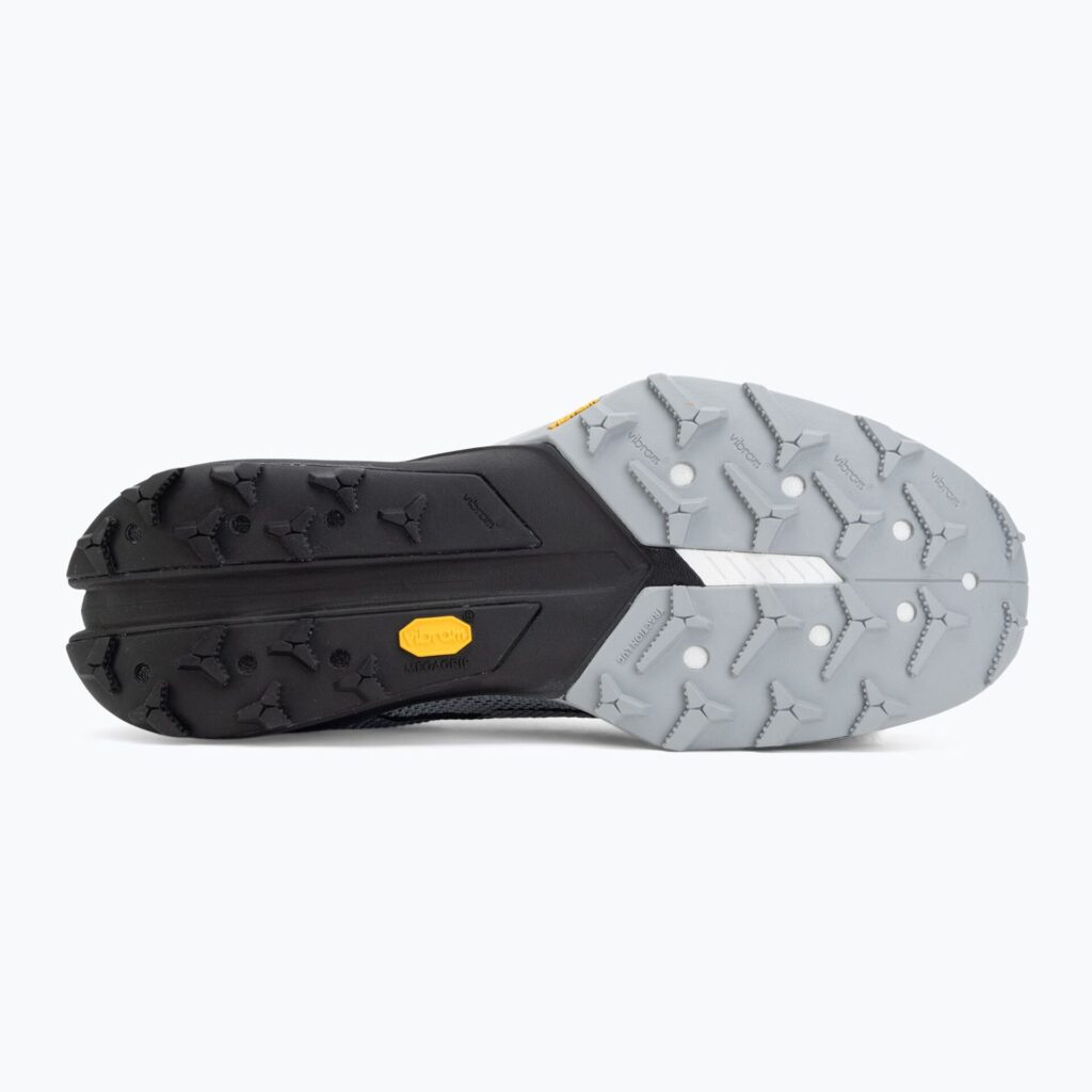 Кроссовки для бега Nike Kiger 10 black/white/cool grey/white