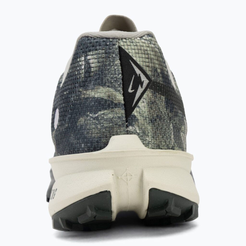 Кроссовки для бега Nike Kiger 10 spruce fog/sea glass/black spruce