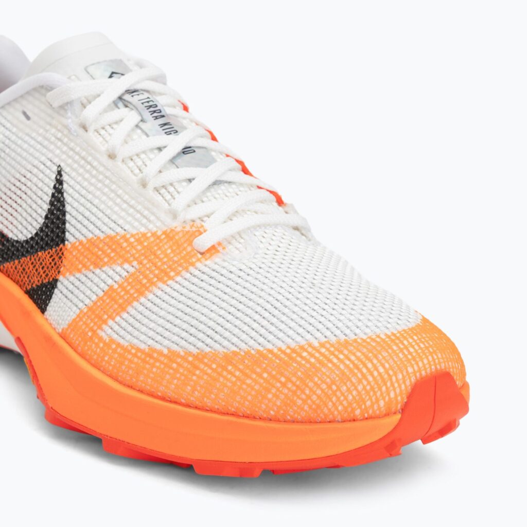 Кроссовки для бега Nike Kiger 10 white/photon dust/total orange/black
