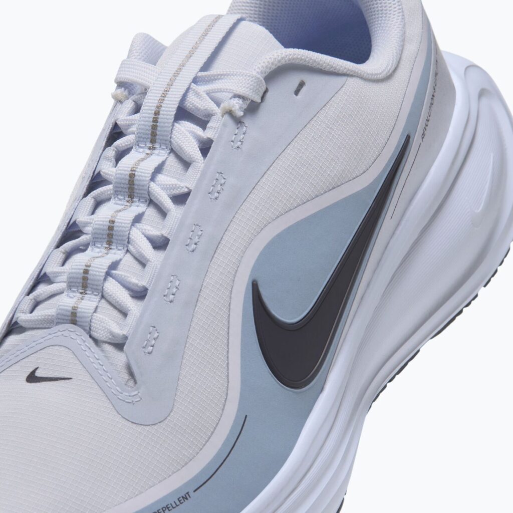 Кроссовки для бега Nike Revolution 8 Utility football grey/ligt armory blue/gridiron
