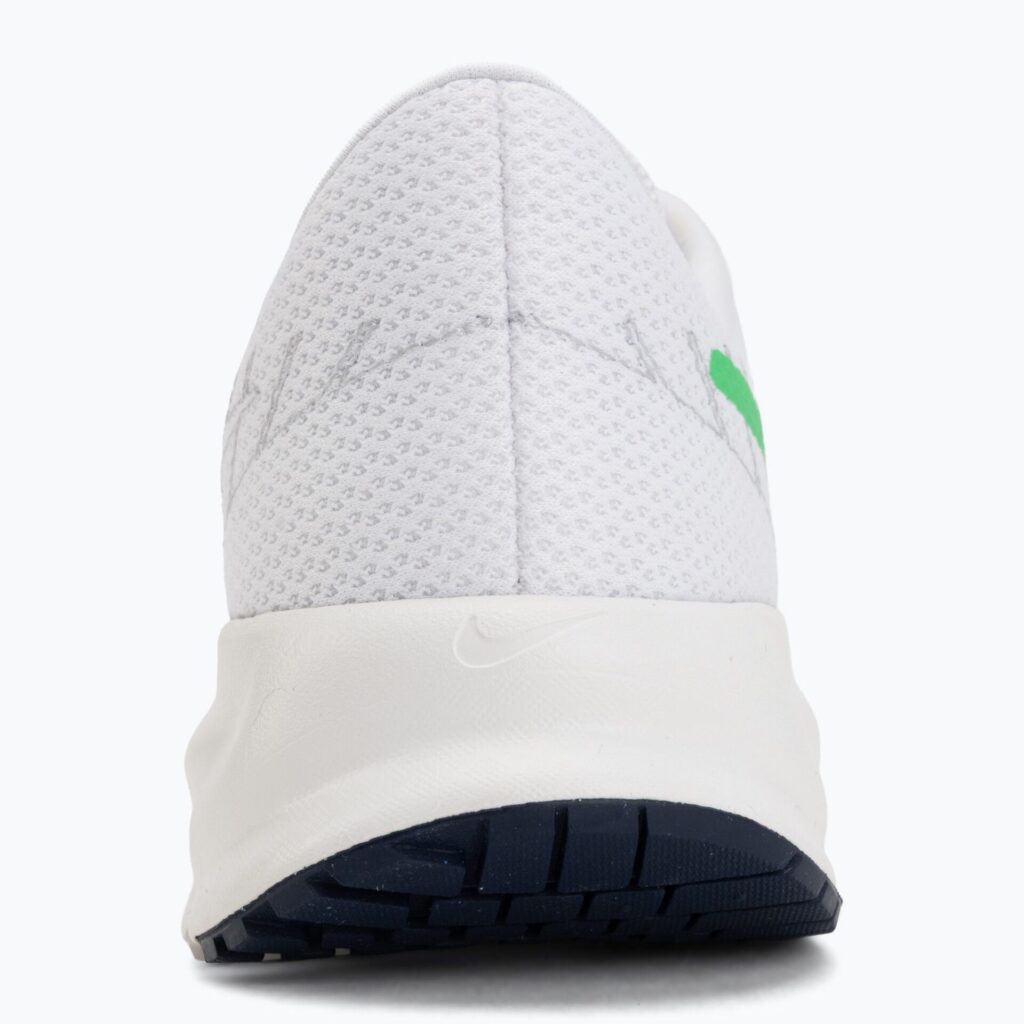 Кроссовки для бега Nike Run Defy white/midnight navy/green spark