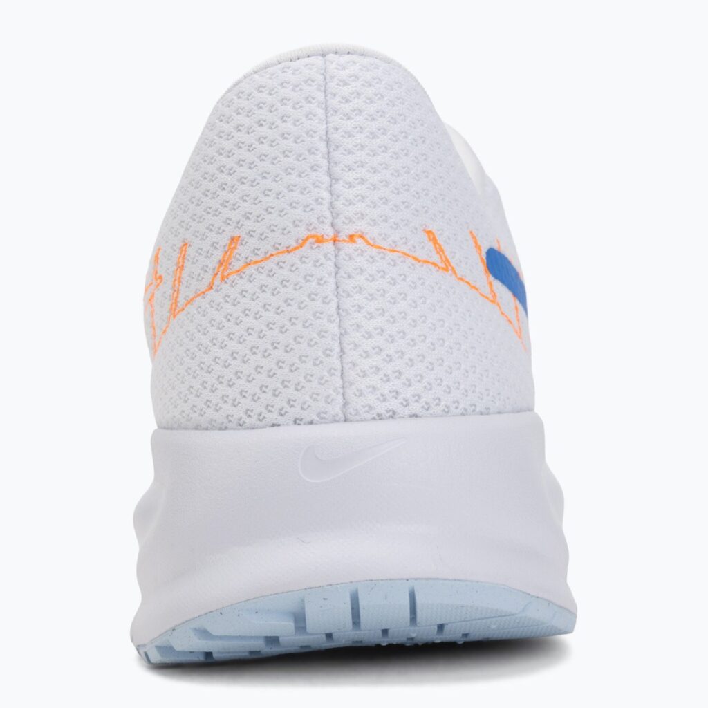Кроссовки для бега Nike Run Defy white/topaz gold/blue crystal