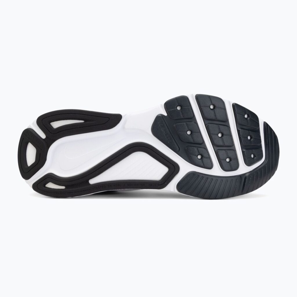 Кроссовки для бега Nike Structure 26 black/cool grey/metallic silver/white