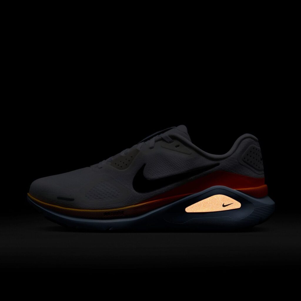 Кроссовки для бега Nike Structure 26 white/hydrogen blue/total orange/black