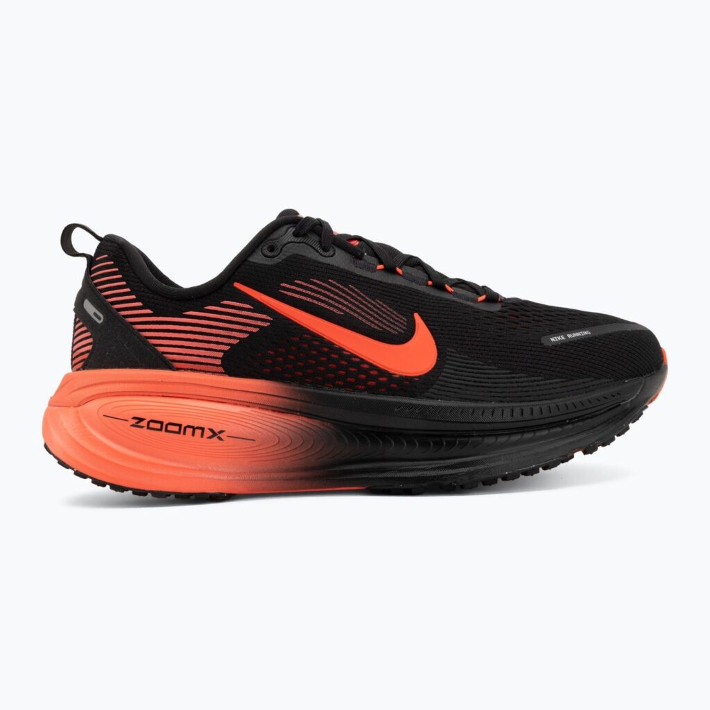 Кроссовки для бега Nike Vomero 18 black/university red/bright crimson