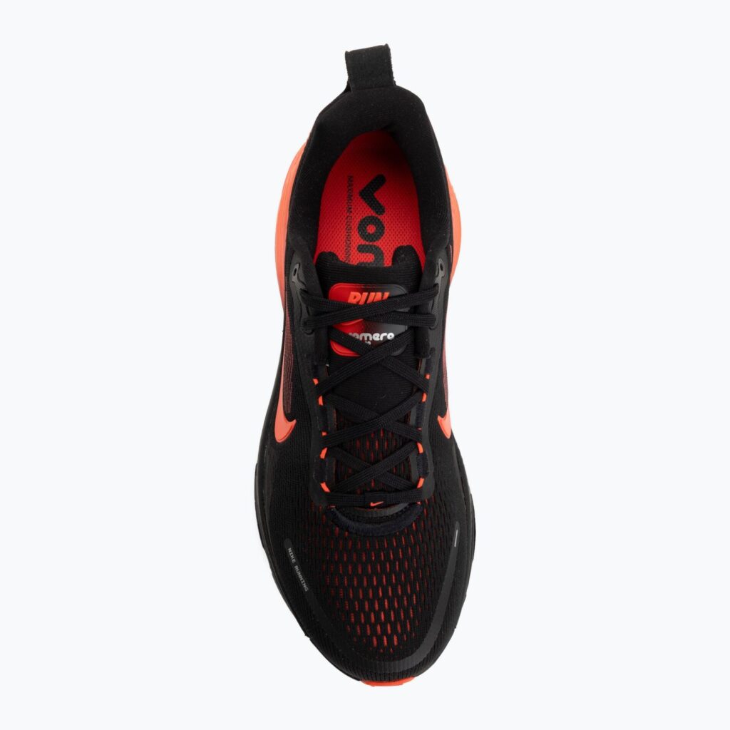 Кроссовки для бега Nike Vomero 18 black/university red/bright crimson
