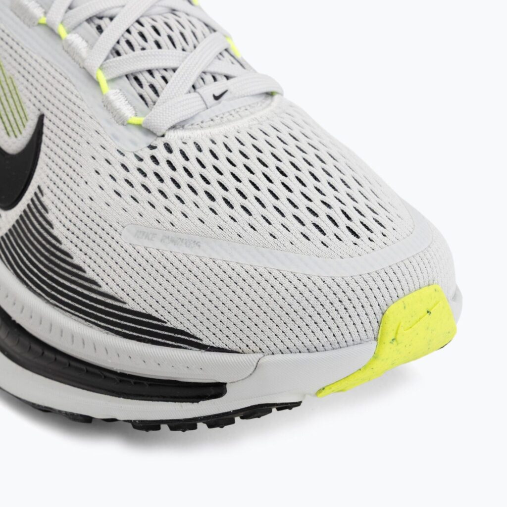 Кроссовки для бега Nike Vomero 18 photon dust/volt/black