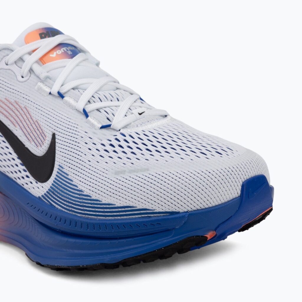 Кроссовки для бега Nike Vomero 18 white/racer blue/atomic pink/black