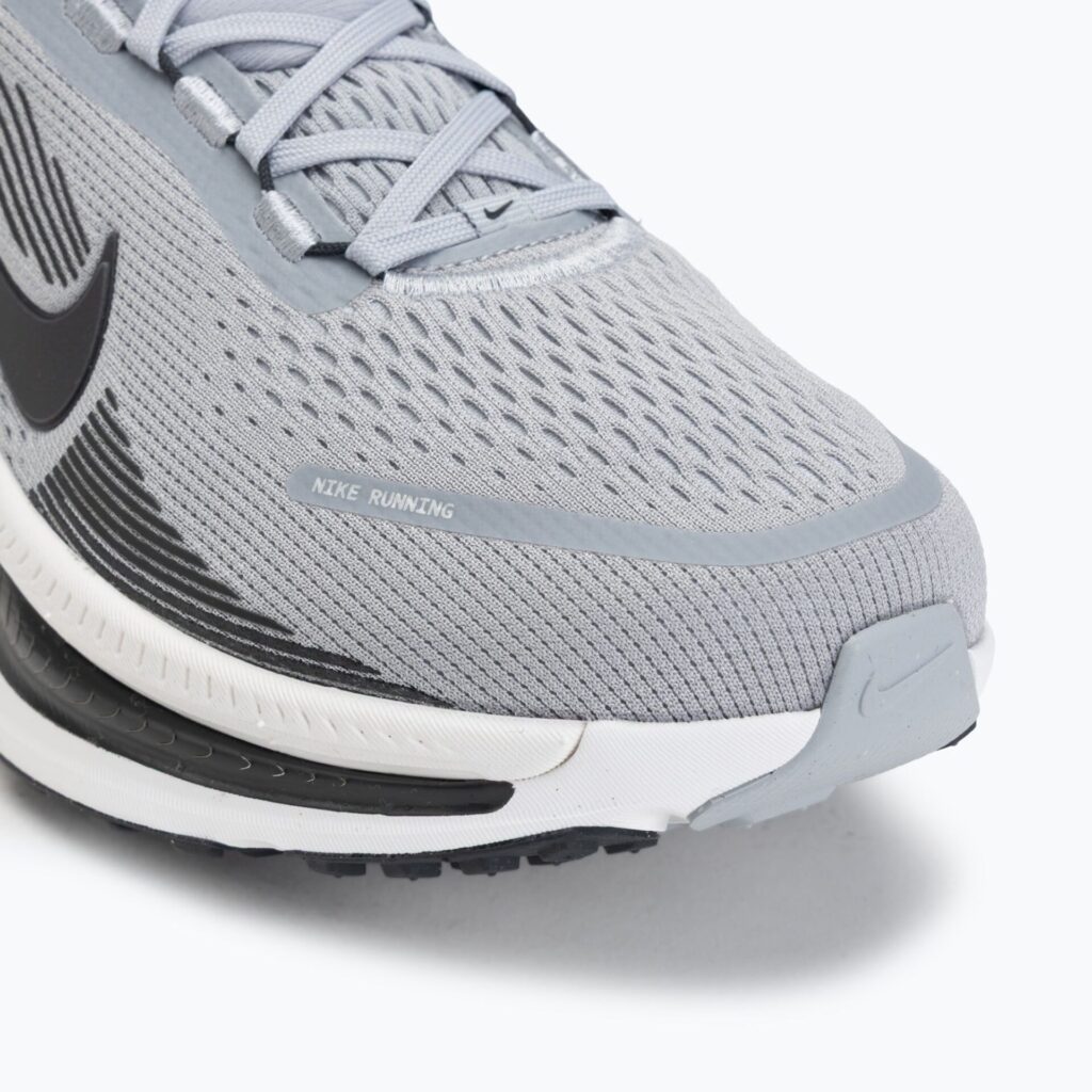 Кроссовки для бега Nike Vomero 18 wolf grey/pure platinum/anthracite