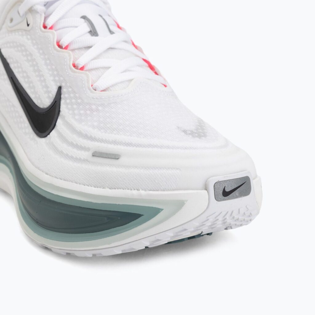 Кроссовки для бега Nike Vomero Plus white/mineral slate/hyper pink/black
