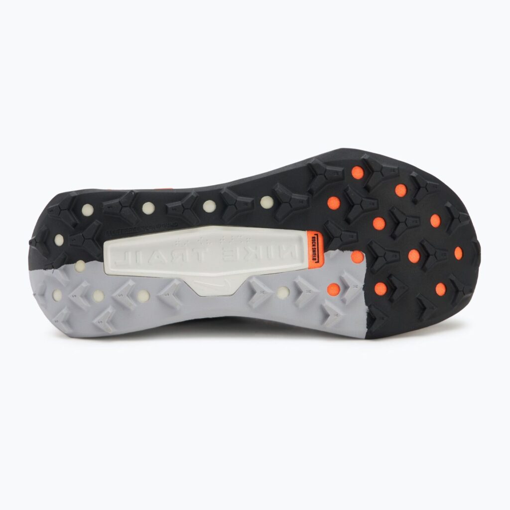 Кроссовки для бега Nike Wildhorse 10 black/anthracite/platinum tint/wolf grey