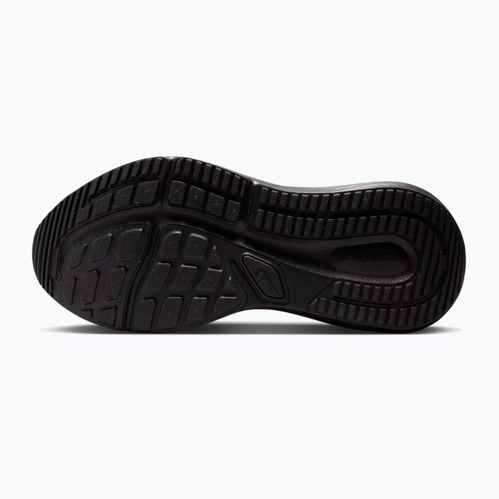 Кроссовки для бега Nike Winflo 12 black/dark smoke grey/black