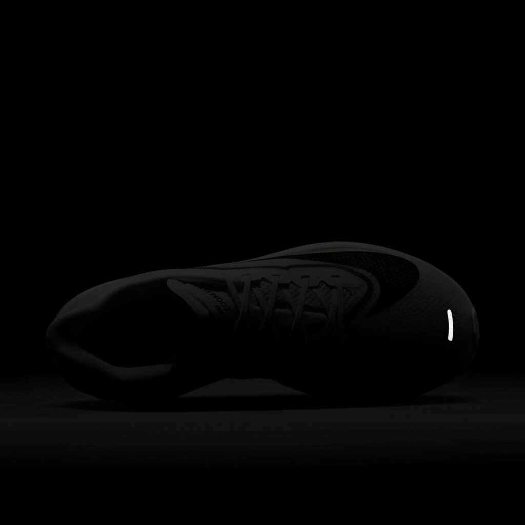 Кроссовки для бега Nike Zoom Fly 6 white/smoke grey/metallic silver/black