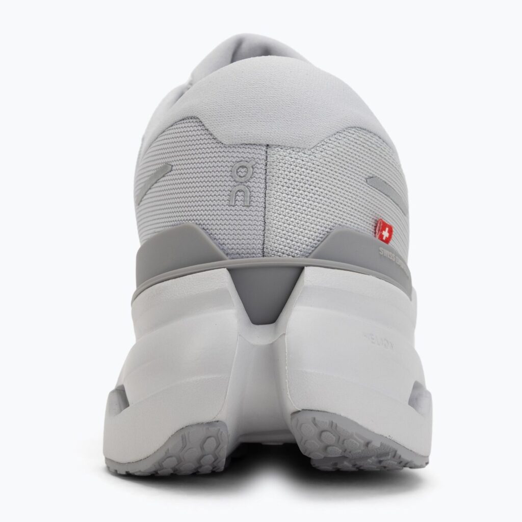 Кроссовки для бега On Cloudrunner 3 glacier/alloy