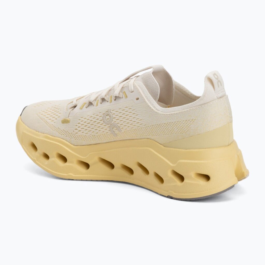 Кроссовки для бега On Cloudsurfer Max ivory/dijon