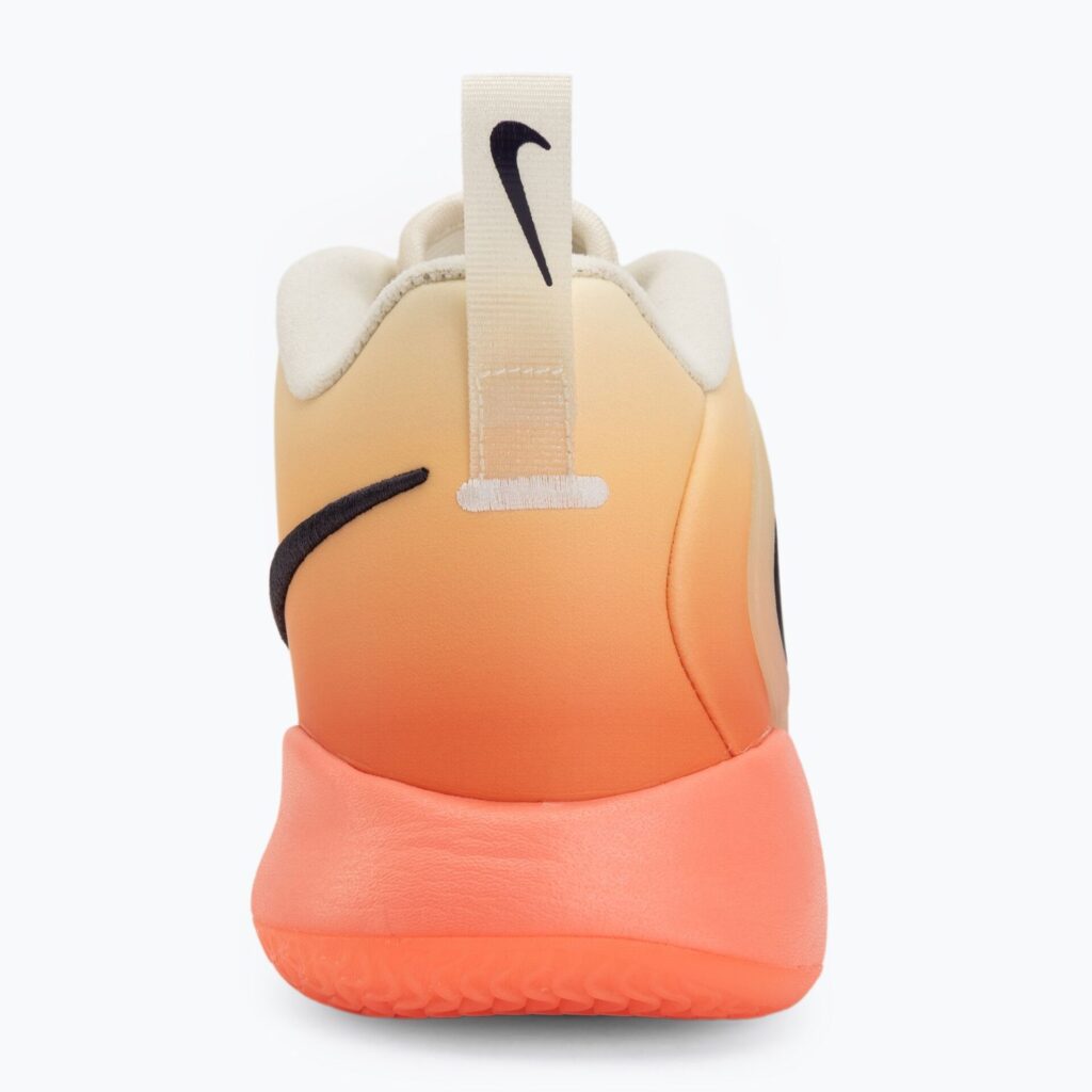 Волейбольные кроссовки Nike React Hyperset 2 SE coconout milk/cave purple/hot lava