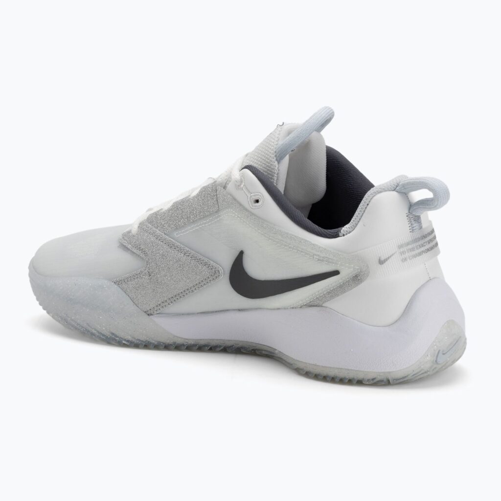 Волейбольные кроссовки Nike Zoom Hyperace 3 SE smmit white/metalic silver/pure platinum