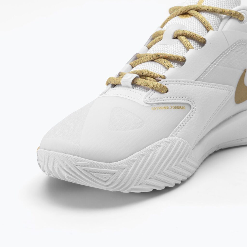 Волейбольные кроссовки Nike Zoom Hyperace 3 white/mtlc gold-photon dust