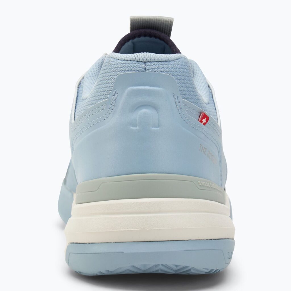 Женские теннисные кроссовки On The Roger Clubhouse Pro chambray/midnight