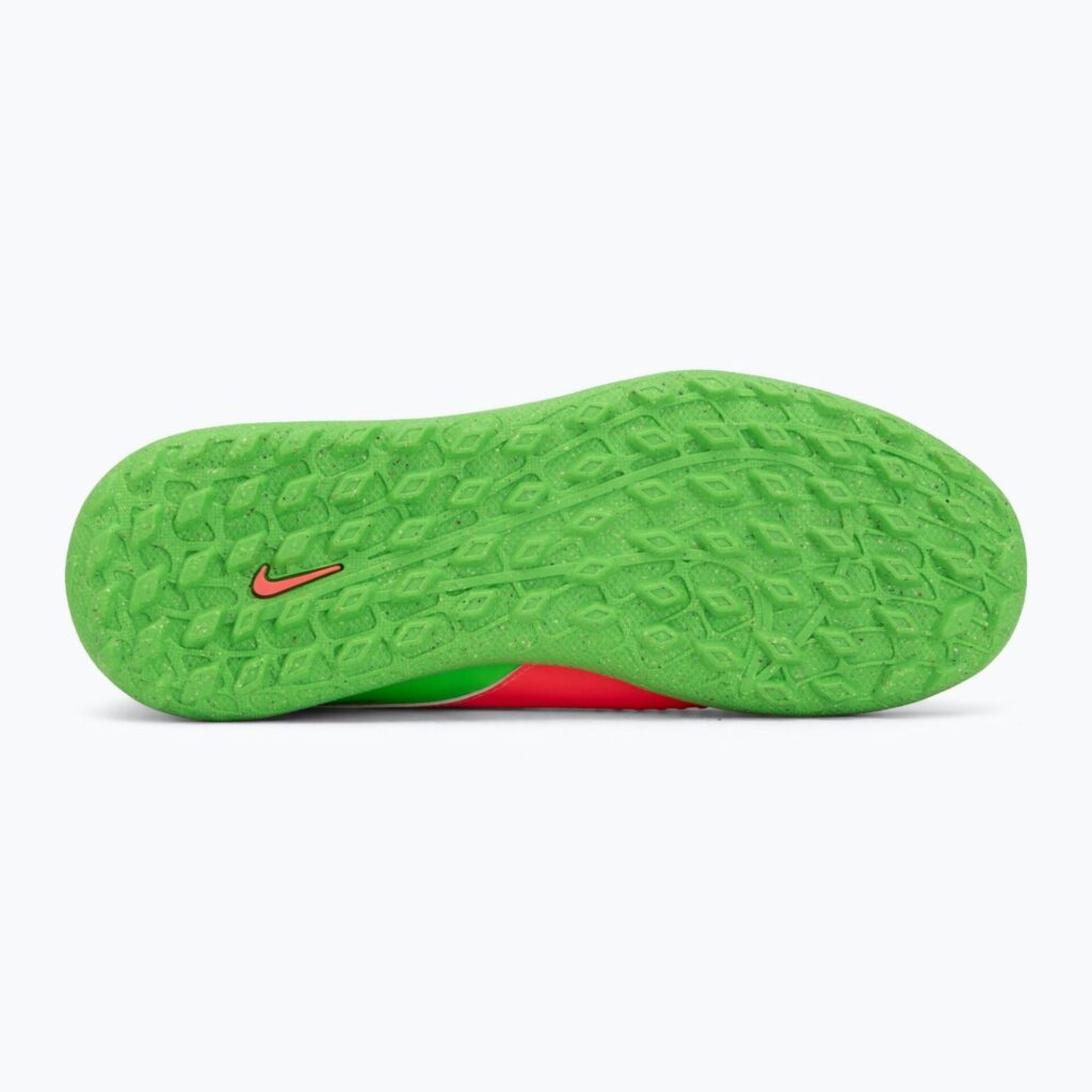 Детские футбольные бутсы Nike Jr. Phantom 6 Club Erling Haaland TF hot punch/green strike/black