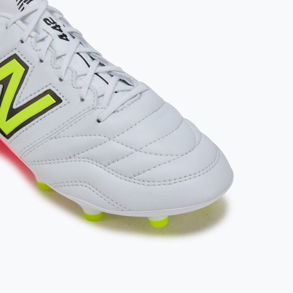 Футбольные бутсы New Balance 442 Pro V2 FG white