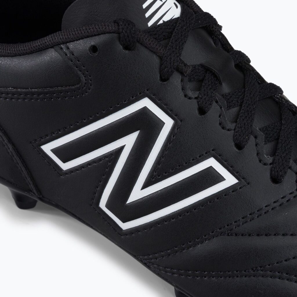 Футбольные бутсы New Balance 442's Academy V2 FG black