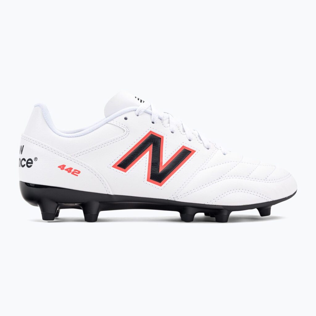 Футбольные бутсы New Balance 442's Academy V2 FG white/black