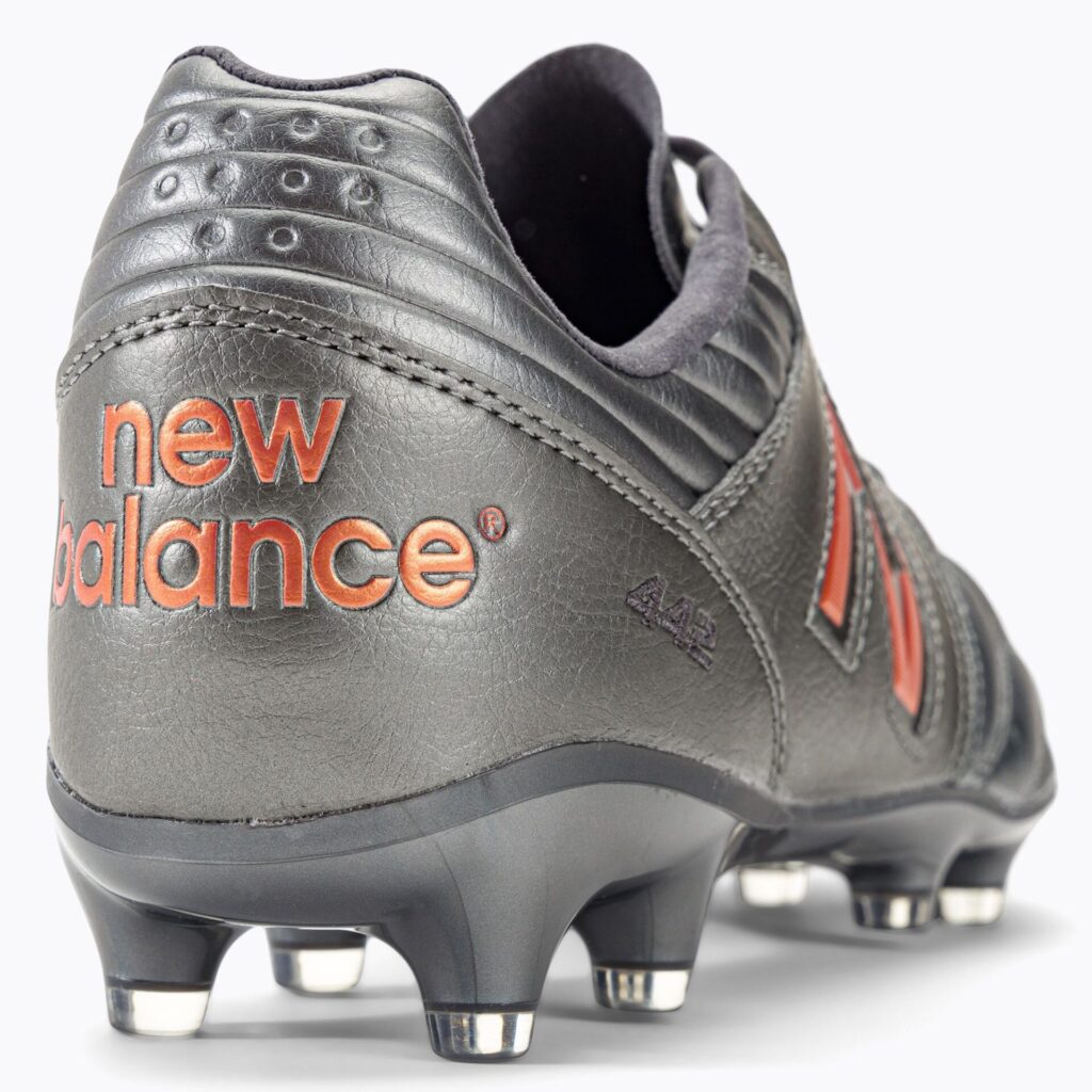 Футбольные бутсы New Balance 442 v2 Pro FG silver