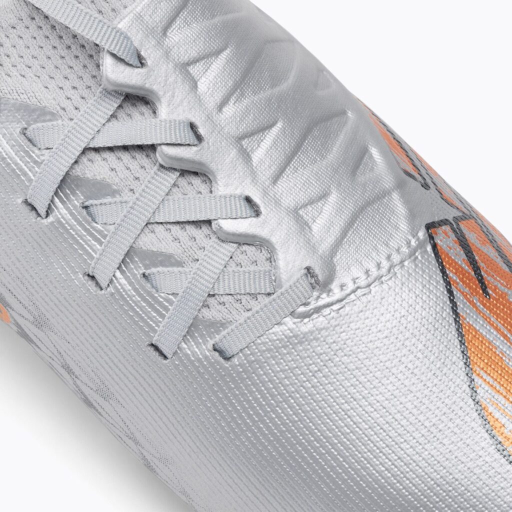 Футбольные бутсы New Balance Furon Destroy V7+ FG silver