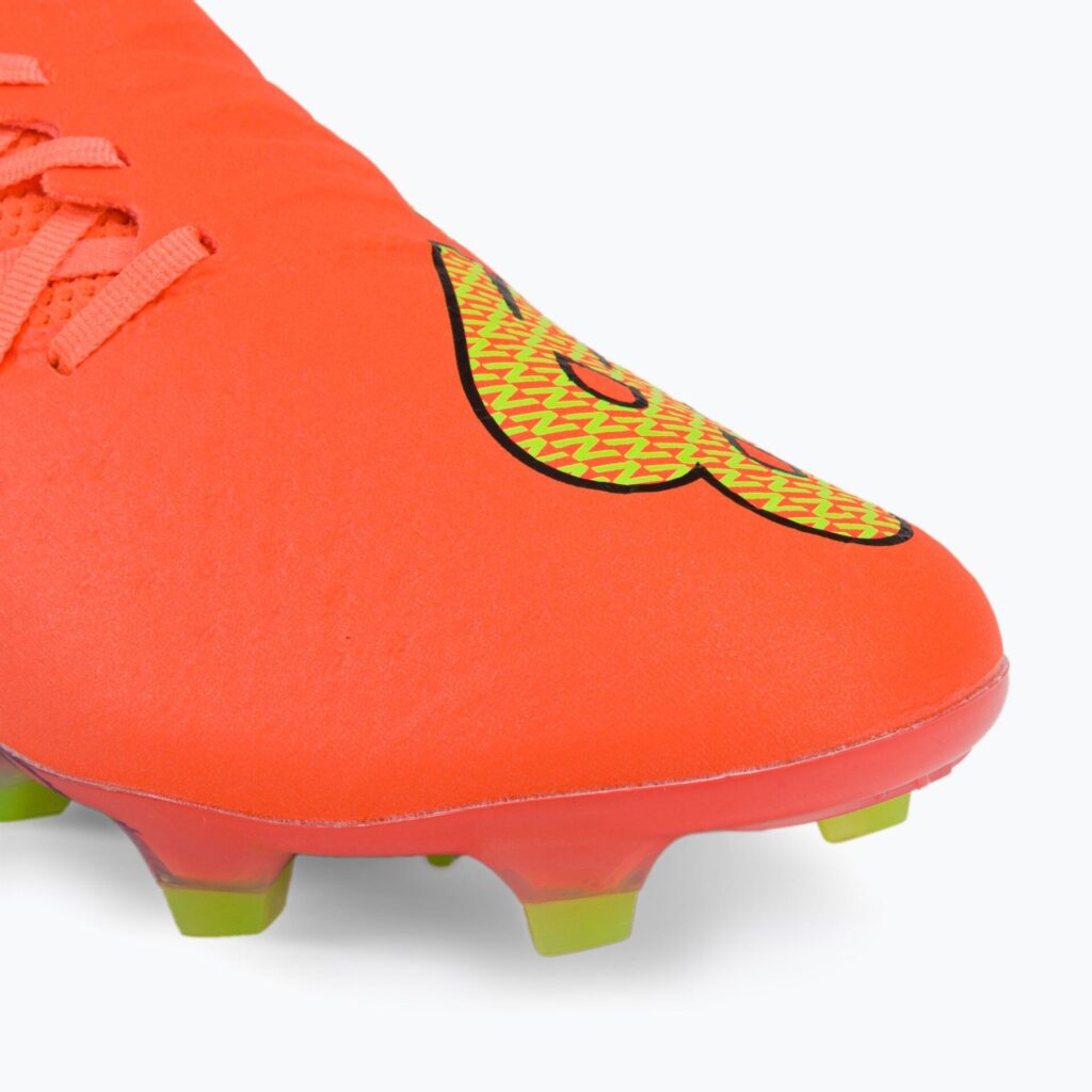 Футбольные бутсы New Balance Furon v7 Pro FG neon dragonfly