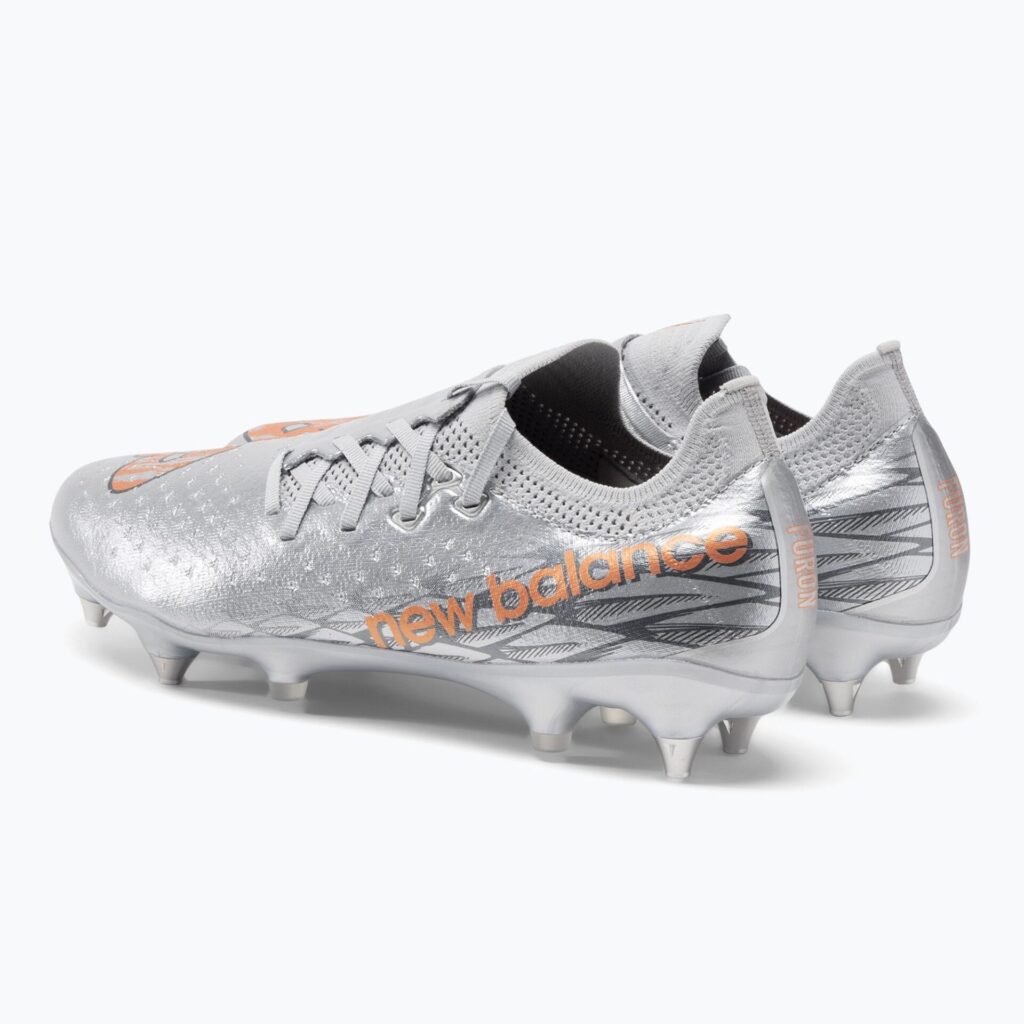 Футбольные бутсы New Balance Furon v7 Pro SG silver