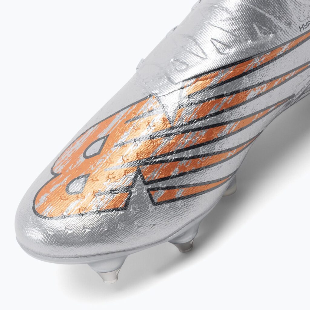 Футбольные бутсы New Balance Furon v7 Pro SG silver