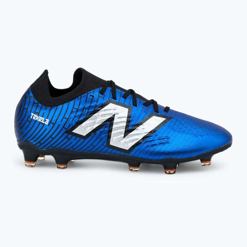 Футбольные бутсы New Balance Tekela Magia Low Laced V4+ FG blue