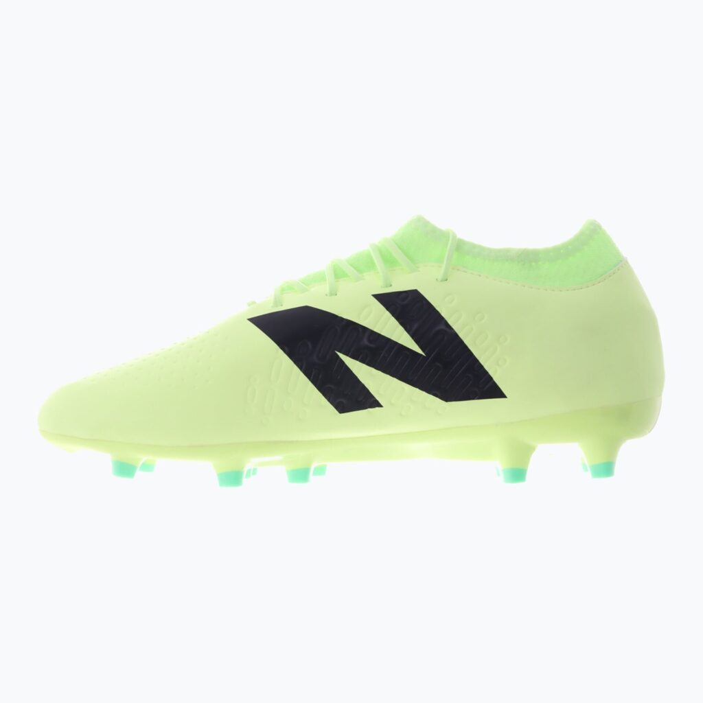Футбольные бутсы New Balance Tekela Magique V4+ FG bleached lime glo