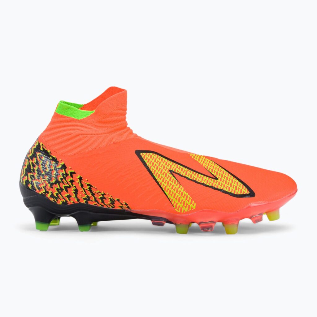 Футбольные бутсы New Balance Tekela Pro V4+ FG neon dragonfly