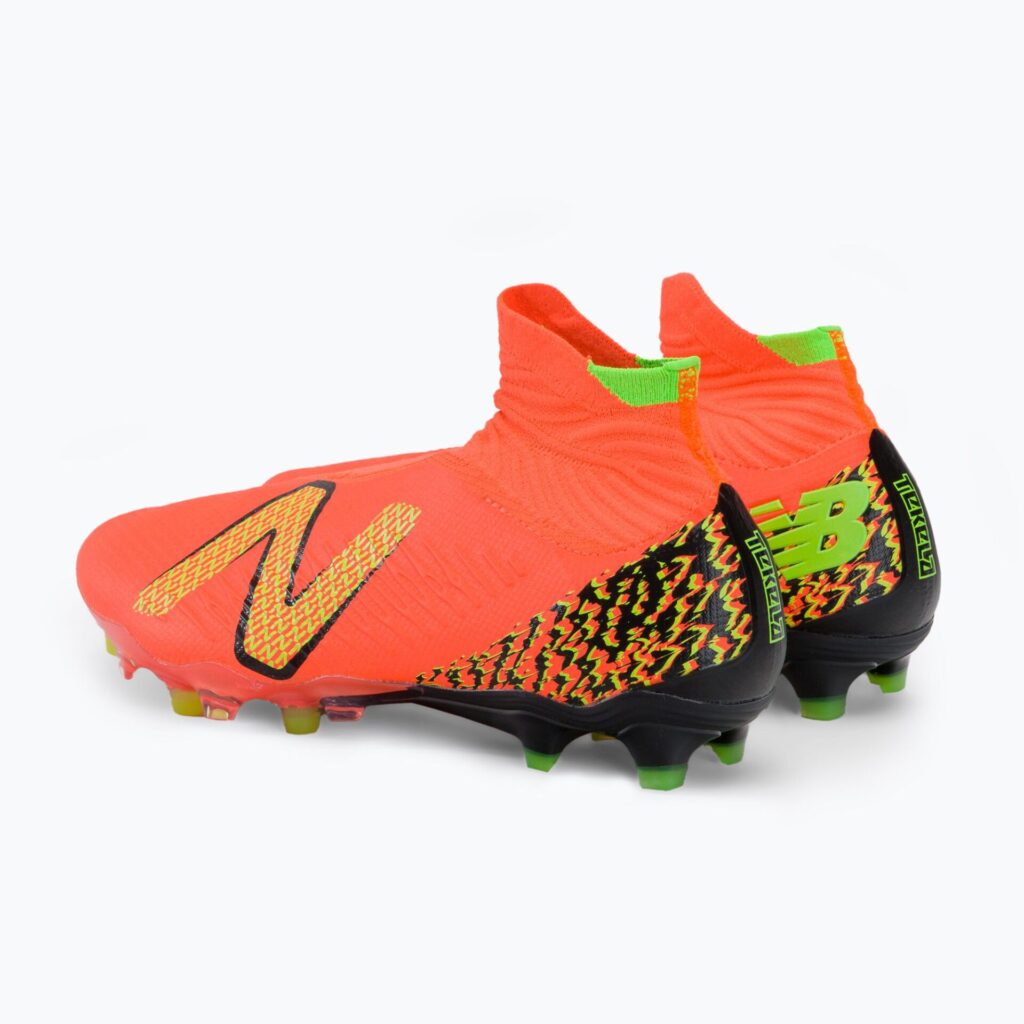 Футбольные бутсы New Balance Tekela Pro V4+ FG neon dragonfly