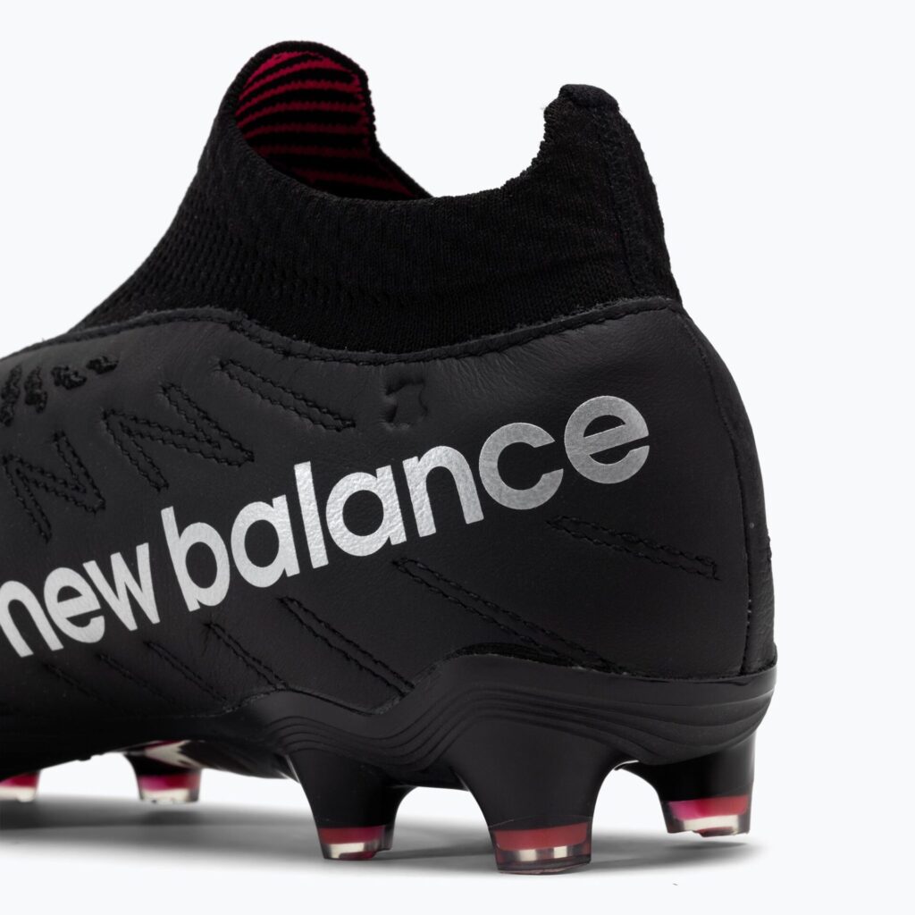 Футбольные бутсы New Balance Tekela V3+ Pro Leather FG black