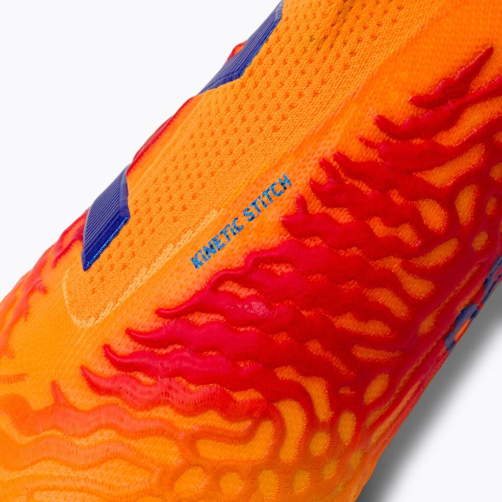 Футбольные бутсы New Balance Tekela V3+ Pro SG impulse/vibrant orange