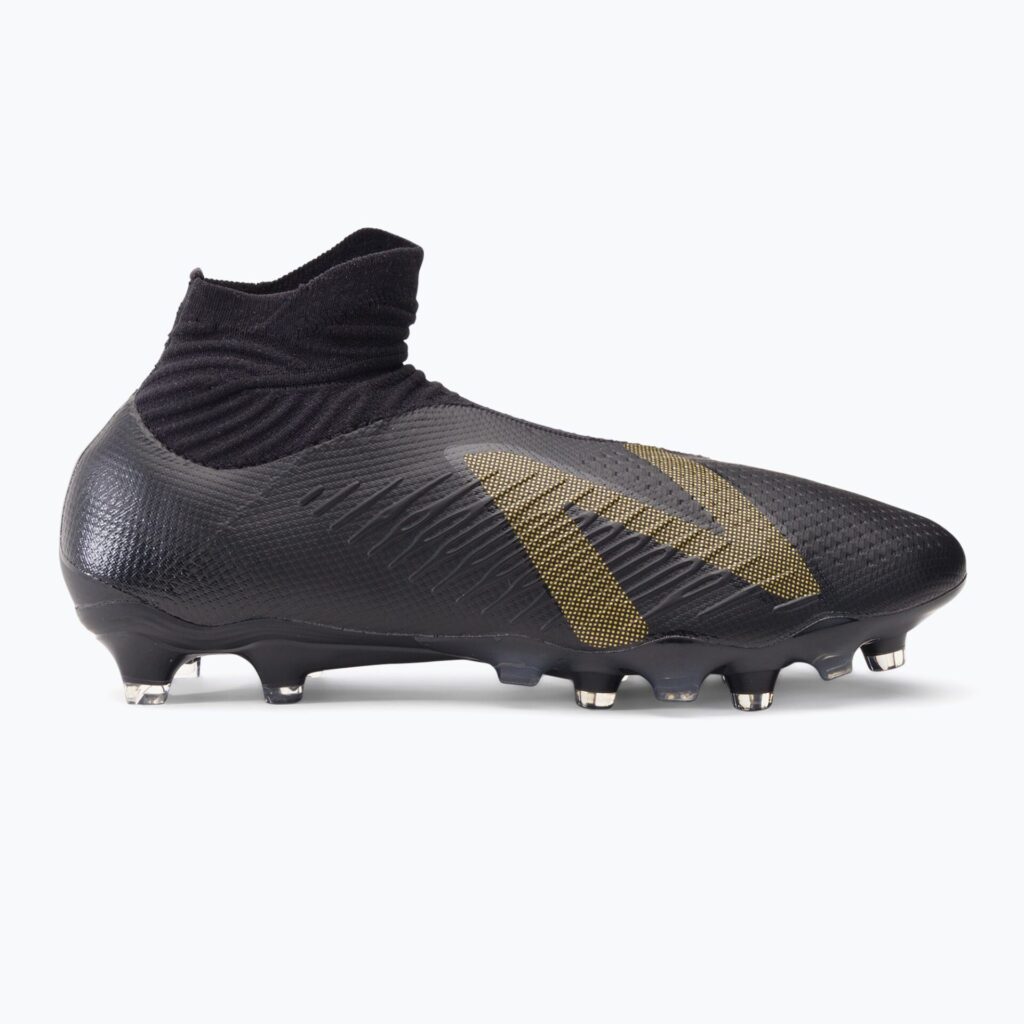 Футбольные бутсы New Balance Tekela V4 Pro FG black/gold