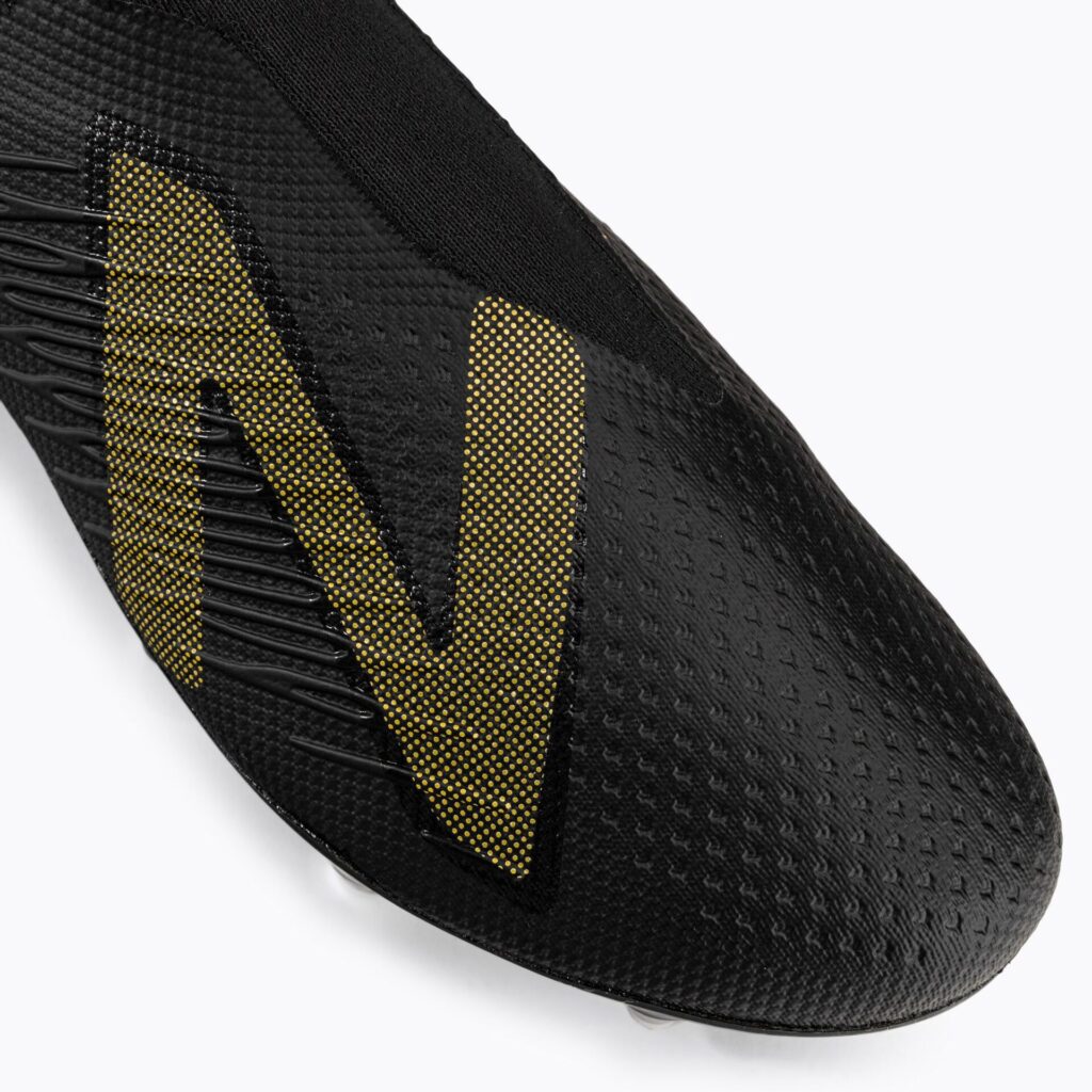 Футбольные бутсы New Balance Tekela V4 Pro SG black