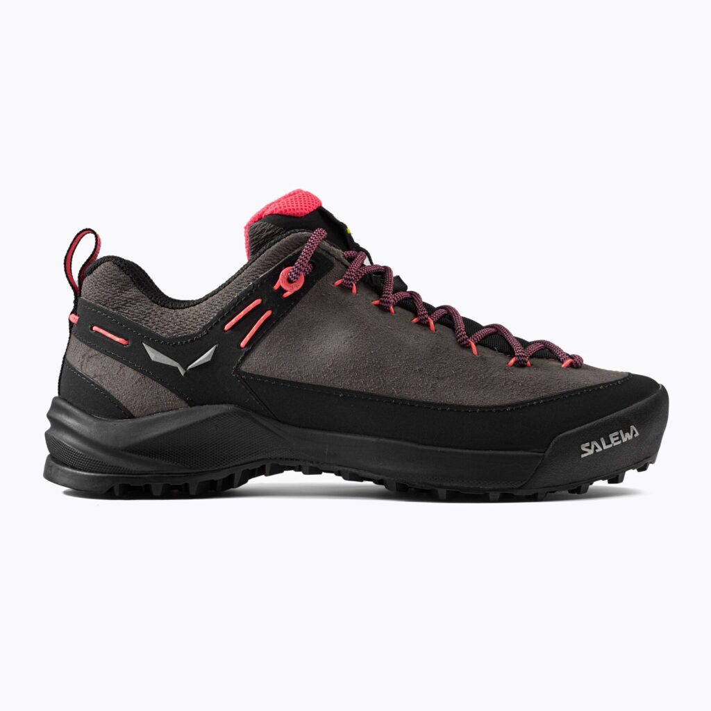 Женские ботинки Salewa Wildfire Leather bungee cord/black